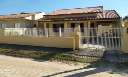 ÓTIMA CASA COM PISCINA E PRÓXIMA DO MAR,PARA LOCAÇÃO PÔR DIÁRIA EM ITAPOÁsc