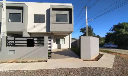 EXCELENTE SOBRADO DE ESQUINA, A VENDA NO BALNEÁRIO SANTA CLARA/ITAPOÁ-SC