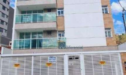 Apartamento em prédio com elevador e rua plana no Aeroporto