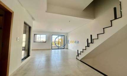 Casa com Quartos à venda, 240 m² por R$ 919.000 - Aeroporto - Juiz de Fora/MG