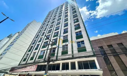 Apartamento com 3 Quartos à venda, 118 m² por R$ 490.000