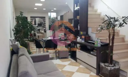 Sobrado para Venda em Guarulhos, Vila Rosália, 2 dormitórios, 2 banheiros, 1 vaga