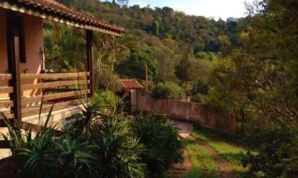 Sobrado com 4 dormitórios, sendo 1 suíte, à venda, 288m² por R$ 870.000 - Roseira - Mairiporã/SP