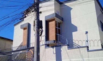 Casa em condomínio fechado |  2 dormitórios | 38m² | Mobiliada | Parada Inglesa.