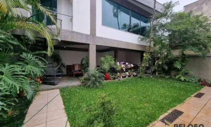 Sobrado a venda | 415m² | 4 dormitórios | 3 suítes | 3 vagas | Vila Amália - São Paulo/SP