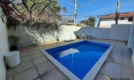 Sobrado à venda | 350m² | 3 suítes | piscina | 4 vagas - Tremembé - São Paulo/SP