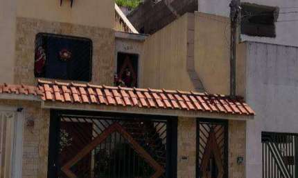 Sobrado à venda | 240m² | 3 dormitórios | 1 suíte | 2 vagas| Parada Inglesa - SP