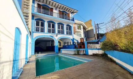 Sobrado à venda | 420m² | 4 dormitórios | 1 suíte | 9 banheiros | 8 Vagas | Piscina | Jardim São Paulo/SP.