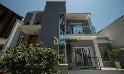 Sobrado á venda | 400m² | 3 suítes | 7 vagas | Piscina | Jardim Floresta - São Paulo/SP