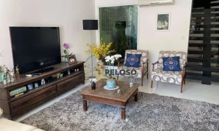 Sobrado à venda | 209m² | 3 suítes | 5 vagas | Jardim França - São Paulo/SP