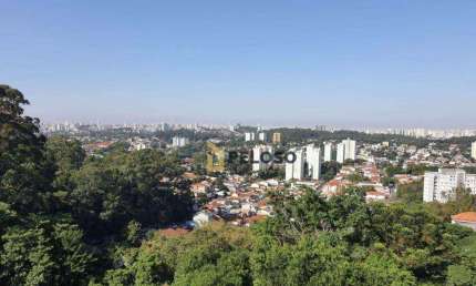 Sobrado à venda | 362m² | 4 suítes | 6 vagas | Vila Irmãos Arnoni - São Paulo/SP