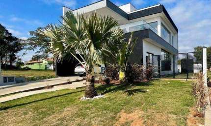 Casa à venda no Ninho Verde II | porteira fechada | 236m² | 3 suítes | 4 vagas | piscina | área gourmet | Pardinho - São Paulo/SP/SP