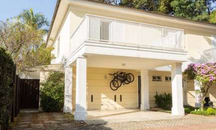 Sobrado à venda | 253m² | 3 suítes | mobiliado | SPA | 3 vagas | Jardim Leonor Mendes de Barros - São Paulo/SP