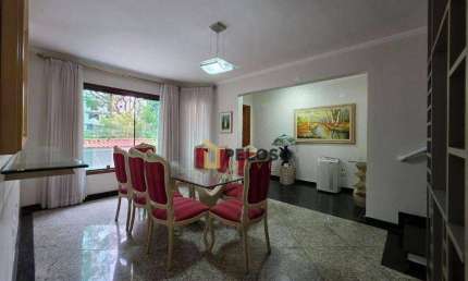 Sobrado à venda | 225m² | 3 dormitórios | 1 suíte | 4 vagas | Vila Irmãos Arnoni - São Paulo/SP