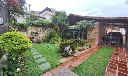 Casa térrea à venda | 242m² | 3 dormitórios | 1 suíte | edícula | 13 vagas | tremembé - são paulo/sp