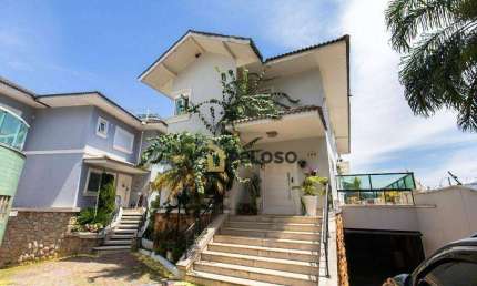 Sobrado em condomínio fechado à venda | 637m² | 3 suítes | 7 vagas | Jardim Floresta - São Paulo/SP