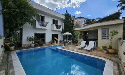 Sobrado à venda | 431m² | piscina | 4 dormitórios | 3 suítes | 6 vagas | Tremembé - São Paulo/SP