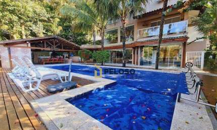 Casa à venda em condomínio fechado | 650m² | 5 suítes | 7 vagas | Área Gourmet | Piscina | Bosque | Serra da Cantareira/SP