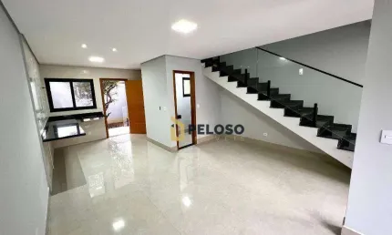 Sobrado novo à venda em rua fechada | 3 dormitórios | 1 súite | 5 vagas | Santana - São Paulo/SP