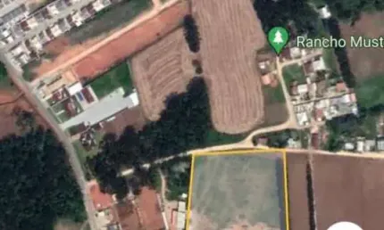 Terreno à venda na Rua Maria Slanski Urbanik, Serrinha, Contenda