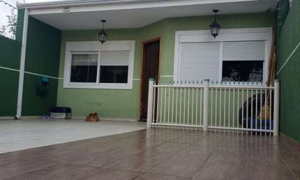 Casa com 2 quartos à venda no Iguaçu, Araucária 