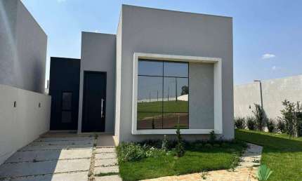 Casa com 1 Suíte + 2 Quartos à venda, 115 m² por R$ 650.000 - Universitário - Cascavel/PR