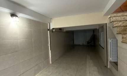 Belíssimo sobrado no bairro Planalto, em São Bernardo do Campo, com 165 metros quadrados de área construída.