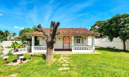 Casa com 4 dormitórios para alugar, 120 m² por R$ 3.200,00/mês - Balneário São Pedro - São Pedro da Aldeia/RJ