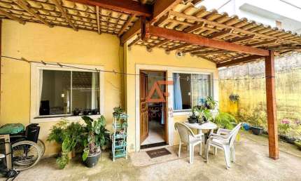 Casa com 2 dormitórios à venda, 70 m² por R$ 215.000,00 - Base Aeronaval - São Pedro da Aldeia/RJ