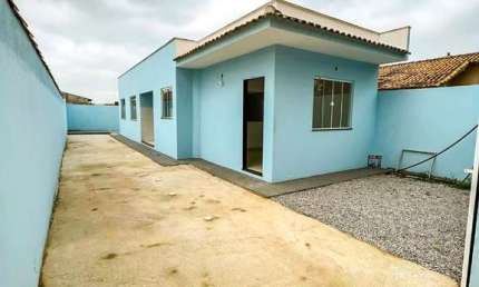 Casa com 2 dormitórios à venda, 60 m² por R$ 180.000 - Rua do Fogo - São Pedro da Aldeia/RJ