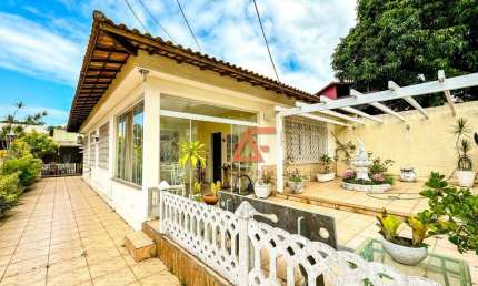 Casa com 3 dormitórios à venda, 153 m² por R$ 550.000,00 - Boqueirão - São Pedro da Aldeia/RJ