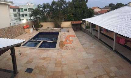 Casa com 6 dormitórios para alugar, 300 m² por R$ 6.000/mês - Centro - São Pedro da Aldeia/RJ