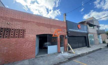 Casa com 4 dormitórios para alugar, 110 m² por R$ 12.000/mês - Centro - São Pedro da Aldeia/RJ