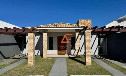 Casa com 3 dormitórios à venda, 120 m² por R$ 700.000,00 - Centro - São Pedro da Aldeia/RJ