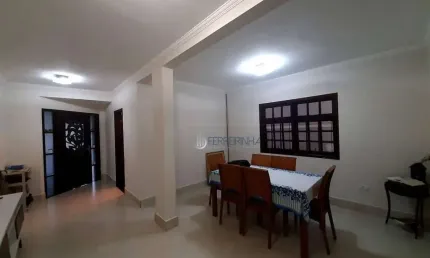 Casa com 4 dormitórios à venda, 240 m² por R$ 1.300.000,00 - Urbanova - São José dos Campos/SP
