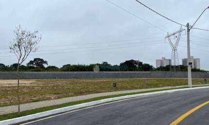 Terreno à venda, 900 m² por R$ 1.834.114,35 - Urbanova - São José dos Campos/SP