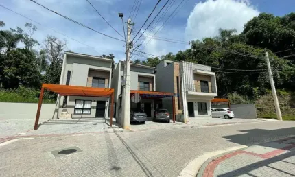 Casa à venda, 110 m² por R$ 1.640.000,00 - Urbanova - São José dos Campos/SP