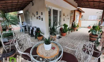 Casa com 3 dormitórios à venda, 125 m² por r$ 700.000,00 - santa rosa - niterói/rj