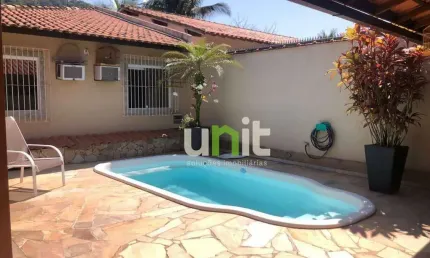 Casa com 2 dormitórios à venda, 100 m² por R$ 650.000,00 - Itaipu - Niterói/RJ