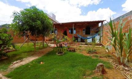 Casa com terreno de 558 m² à Venda no Bairro Vivenda do Vale, em Mateus Leme | JUATUBA IMÓVEIS
