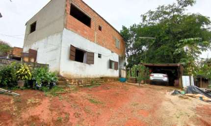 Casa 300 m² à Venda no Bairro Santa Cruz, em Mateus Leme | JUATUBA IMÓVEIS |