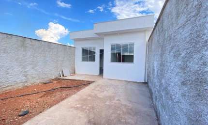 Casa à venda no bairro Imperatriz em Mateus Leme | JUATUBA IMÓVEIS