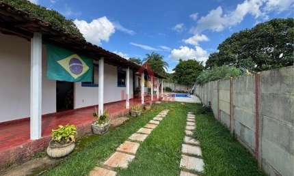 Sitio de 750 m com uma casa de 3 quartos | juatuba imoveis |