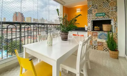 Apartamento mobiliado à venda no Tatuapé com 96 m² e VARANDA GOURMET
