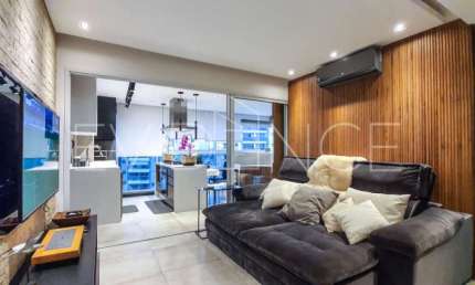 Apartamento de 92 m², Mobiliado e Decorado no Anália Franco, com 2 dormitórios (1 suíte), 2 vagas!