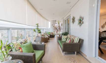 Apartamento à venda no Anália Franco. Alto padrão - 330m² - 3 suítes - 6 vagas. Em frente ao Ceret.