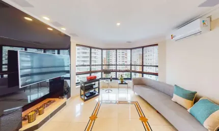 Apartamento À venda no Tatuapé: Luxo e Conforto em Cada Detalhe! 248m²