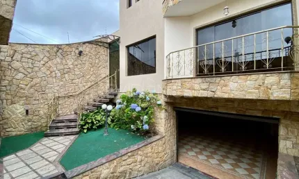 Casa com 3 quartos à venda na Rua Eponina, 319, Vila Carrão, São Paulo