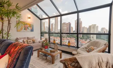 Cobertura Exclusiva de 420 m² com 3 Suítes e 2 vagas no Anália Franco