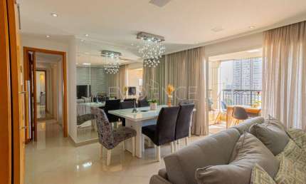 Apartamento à venda no Tatuapé com 96 m² e VARANDA GOURMET